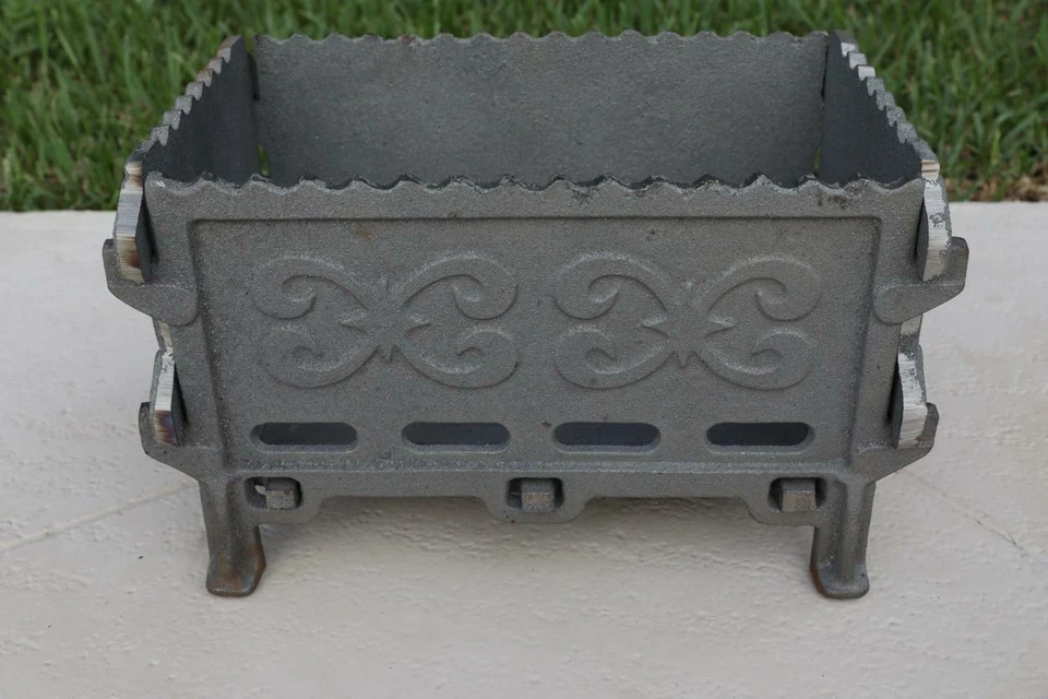 Mangal Russian Shashlyk BBQ Brasero de Hierro Fundido Parrilla de Barbacoa Portátil 17kg/37LB Foto 4 de 4