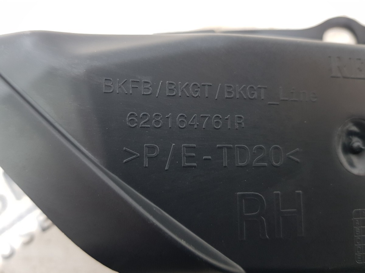 GENUINE RENAULT MEGANE MK4 2016-2024 FRONT RIGHT SIDE BUMPER  