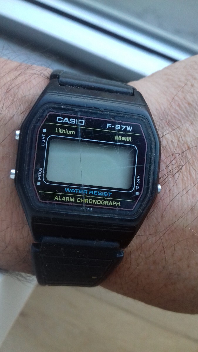 CASIO F-87W MODULE 595 ALARM CHRONOGRAPH WATCH VINTAGE JAPAN WK