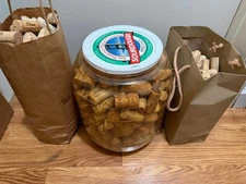 LOT of 600+ Used Recycled Wine Corks Various Brands Bottle Crafts Project Large