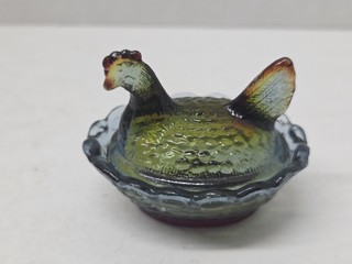 Vintage Boyd Rubina Mini Hen on Nest Mint!