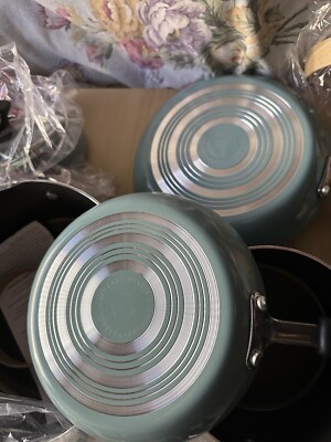 Beautiful Vintage Faberware Turquoise Kitchen Cooking Set 