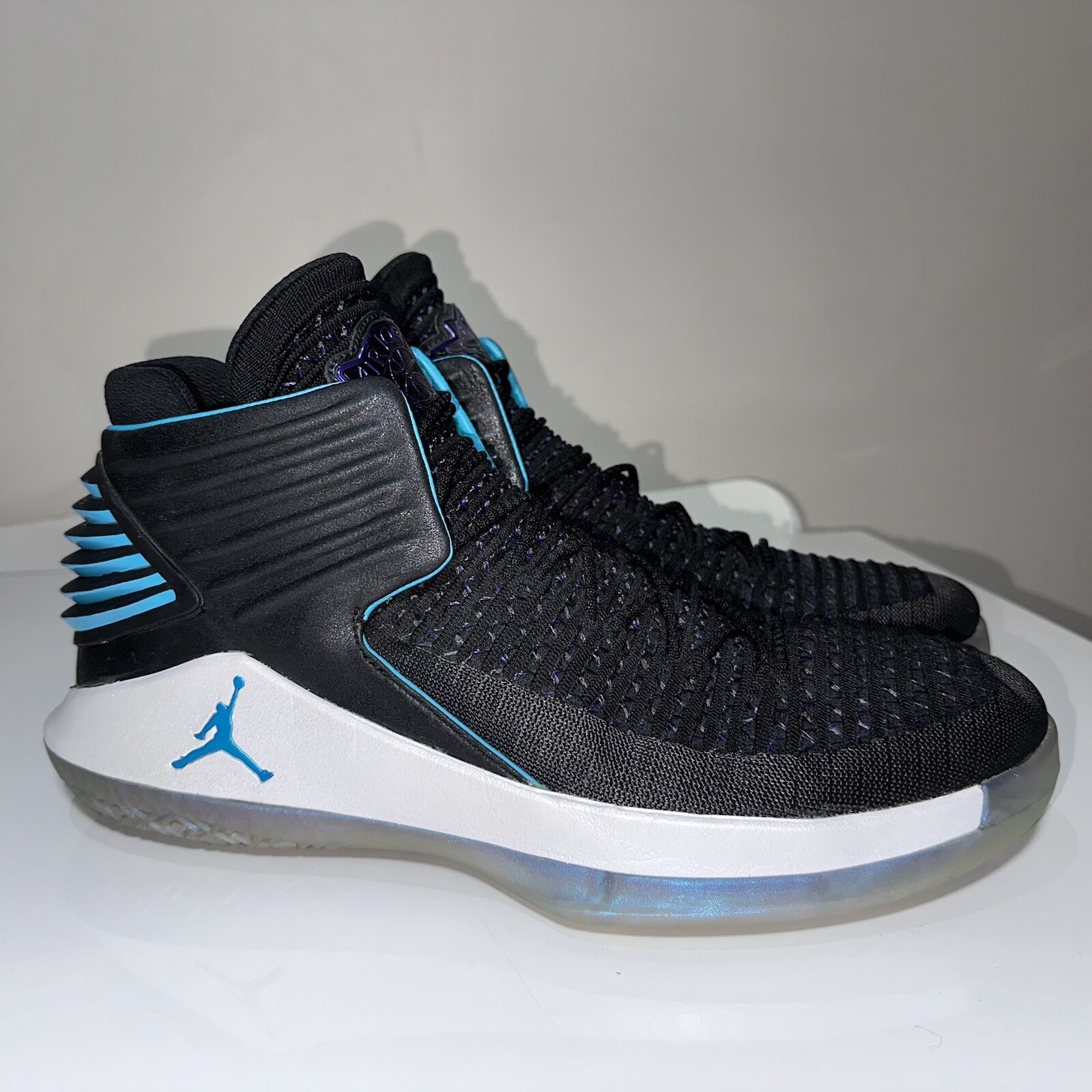 Near New NIKE Air Jordan XXXII 32 Black Teal Sneakers Size US 14 #36621 thumbnail 2