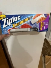 Ziploc Vacuum Sealer Starter Kit 1 Pump And 3 Quart Bags New In Box