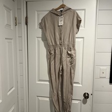 NWT Zara Girls Beige Hooded Snaps Cap sleeve Twill Jumpsuit Size 13-14