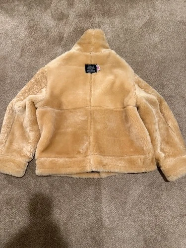 Schott NYC Classic B-3 Sheepskin Bomber Jacket, Mint, Condition Size 48 Worn 2X. image 4