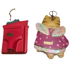 Lot Of 2 Christmas CAT Ornaments Picture Frames