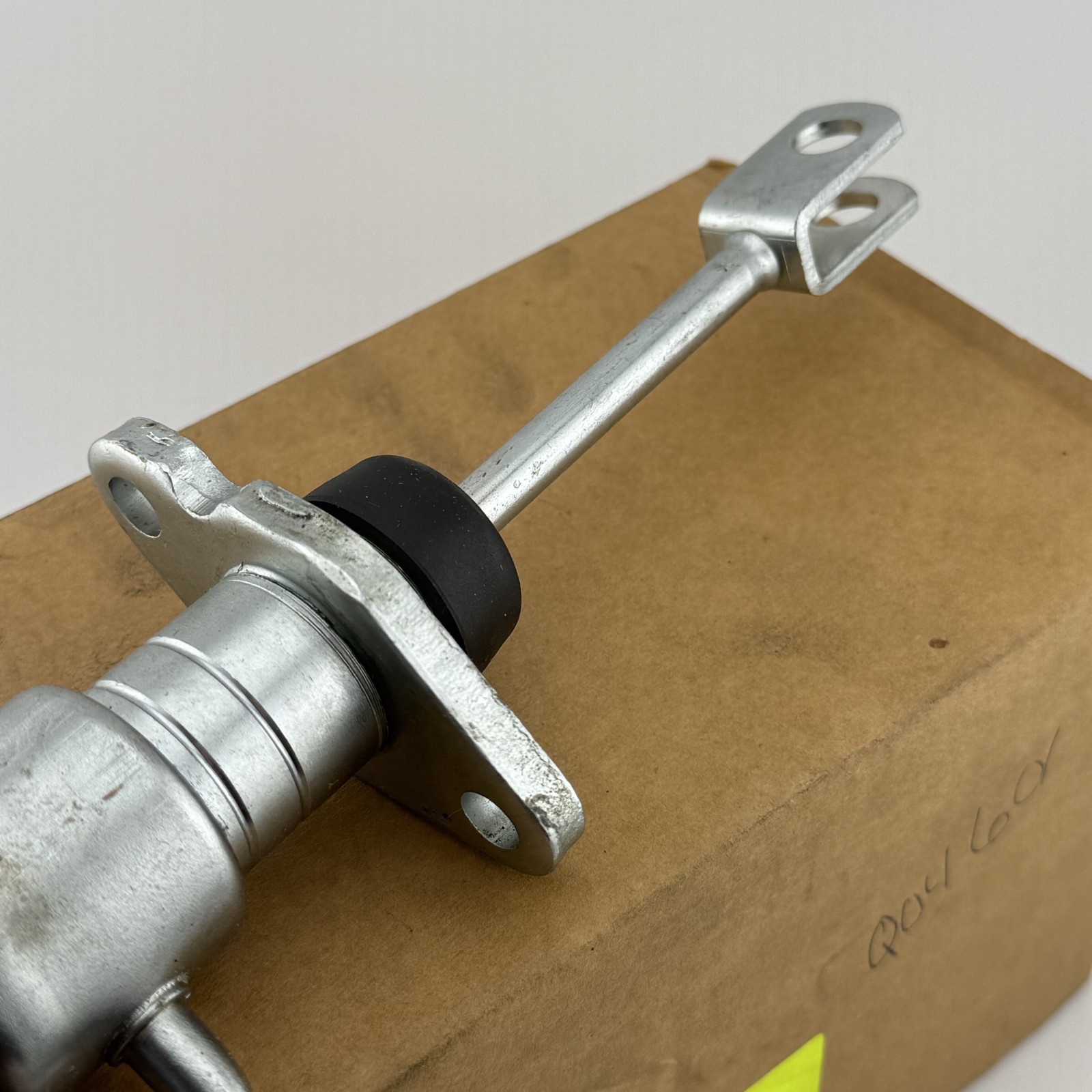 Genuine OEM Lotus Clutch Master Cylinder Evora Base S EARLY VIN B132J6009F