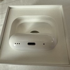 AirPods Pro 2nd Generation MagSafe Charging Case Lightning Connector