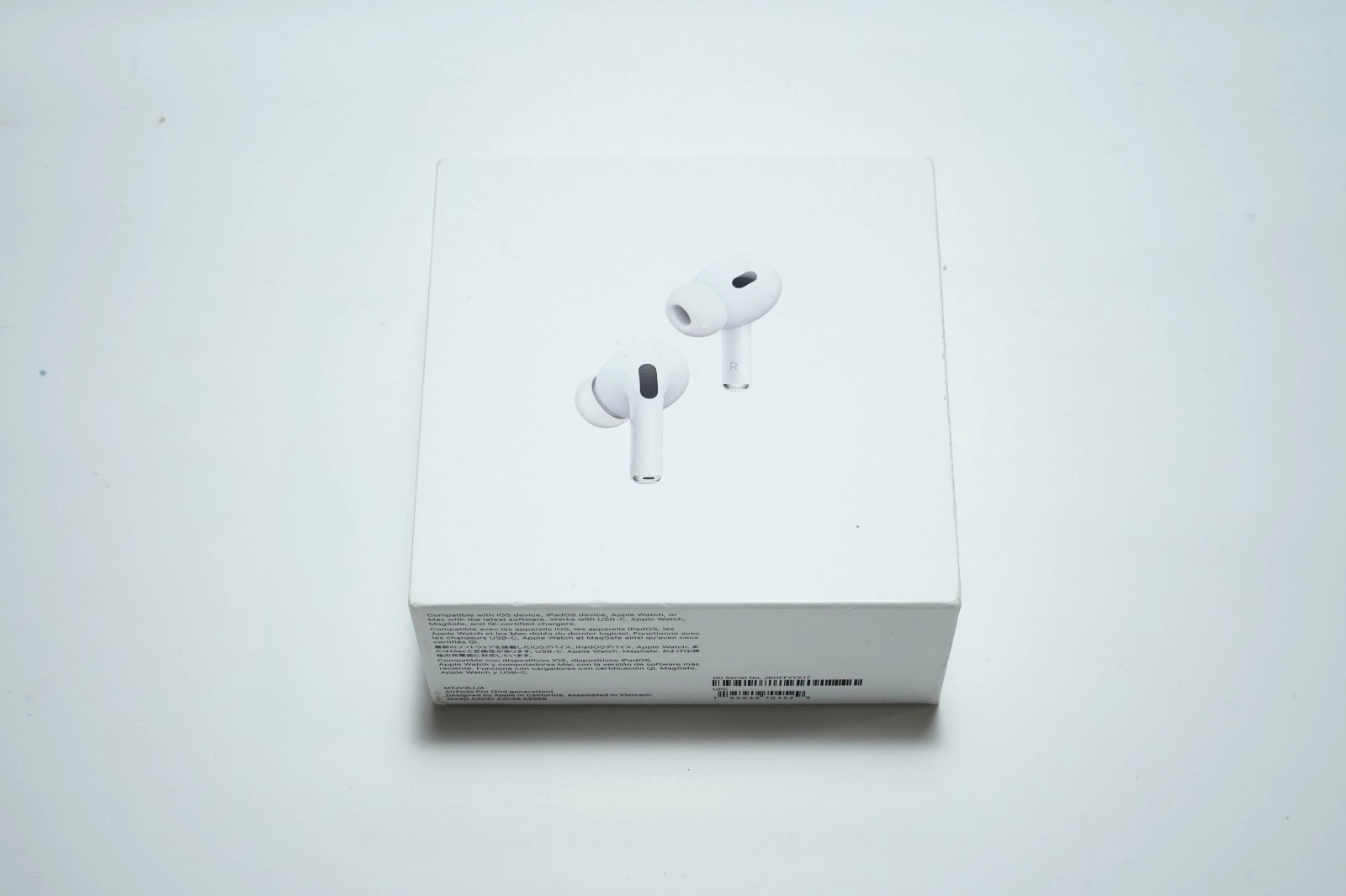 Apple AirPods Pro 2 Wireless Earbuds (Apple H2/Active Noise Cancellation/USB-C)-image