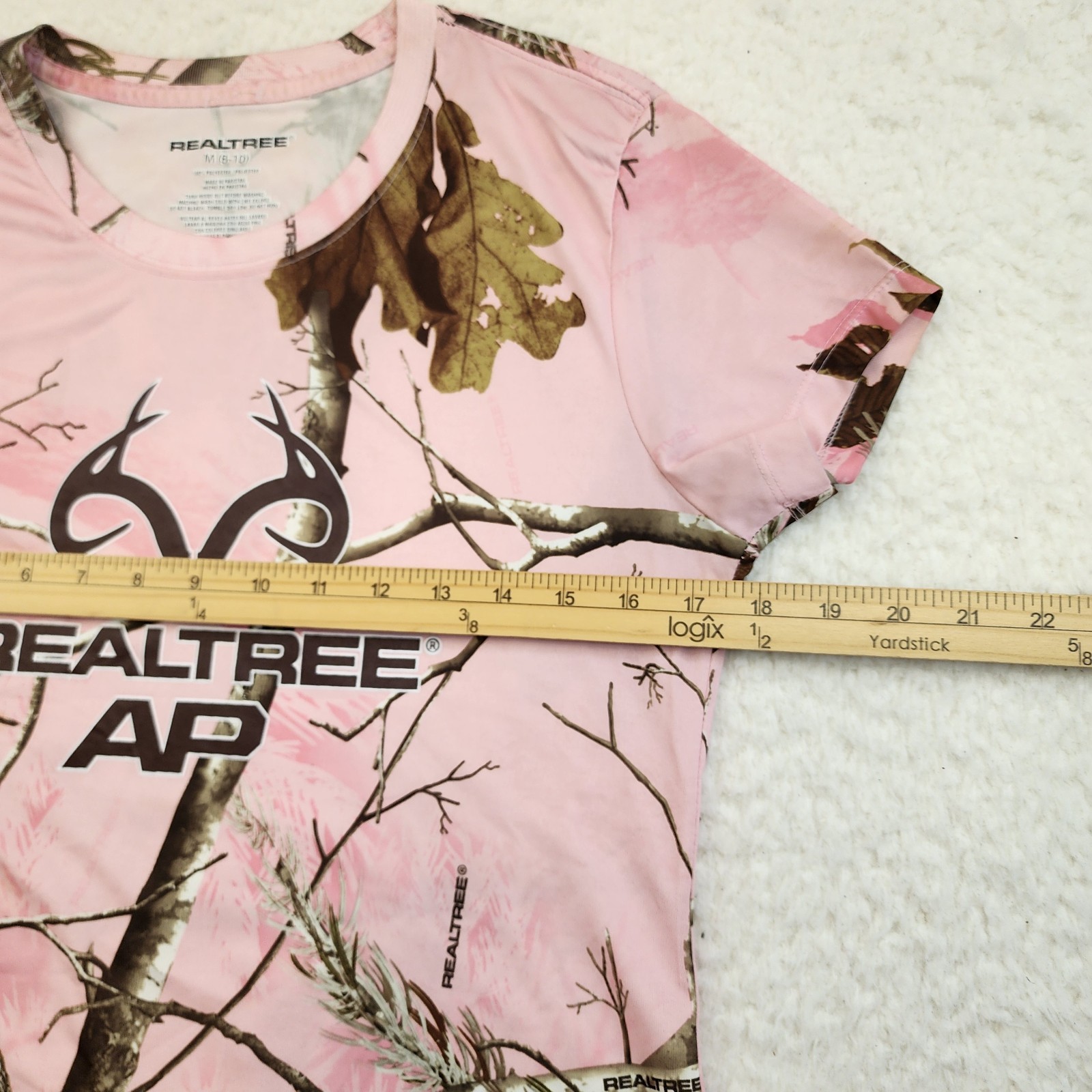 Realtree AP Baby Tee T-shirt M Pink Camo Oak Tree Hunting Outdoor Stretch