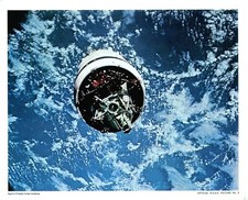 OFFICIAL NASA PICTURE 5 8"x10" Photograph Apollo 9 tests lunar module