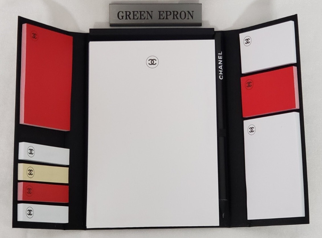 CHANEL La Collection 2024 CHANEL Novelty sticky note pencil set