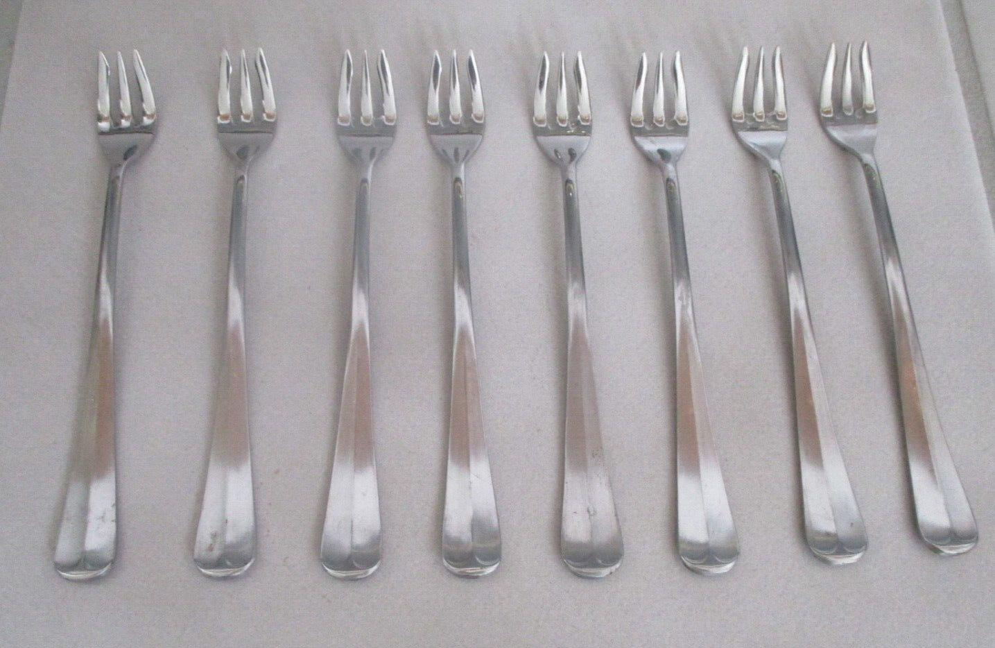 Fourchette à Cocktail Oneida Dardanella - Inox Japonais - Taille 6 3/8 - Occasion