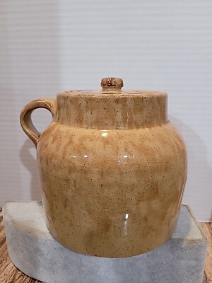 Tan Slip Stoneware Bean Pot W/Lid Pottery Crock 6 tall  vtg *CHIP INSIDE LID*