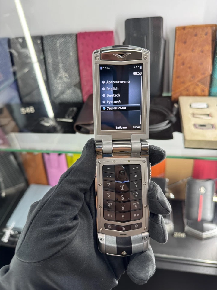 Vertu Constellation Ayxta Zafiro Negro y Plata Turismo ⚡︎ - Imagen 4 de 4