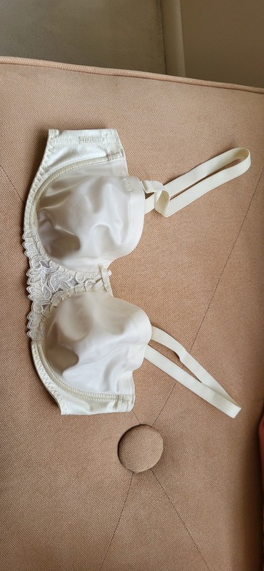 Chantelle Ivory Underwire 36C