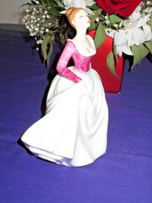 1968 Royal Doulton Inghilterra "Lisa" HN3265 RARA ROSA Figurina Bone China Bellissima