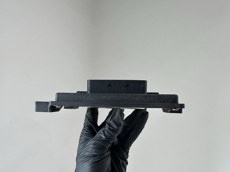 Unidad de módulo de control de flujo de bomba de combustible Buick Lacrosse 2010-2012 ECU ECM fabricante original Foto 3 de 4