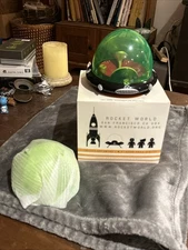 Rocket World I.W.G. Astro Krieg Covert Space Pirate Black Flying Saucer New