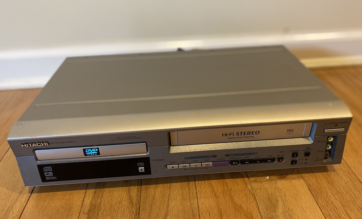 Hitachi DVPF2U 4 Head HiFi VHS VCR DVD Combo eBay