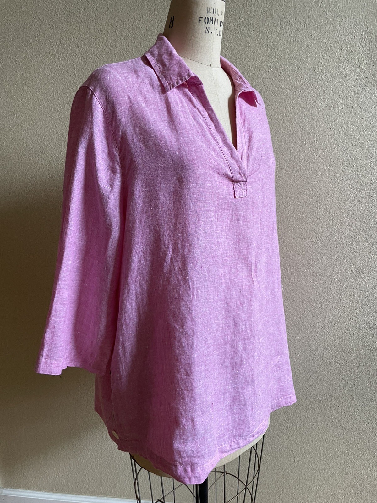Tahari 1X Pink 100% Linen Shirt Top V-neck Button side EUC Plus Woman