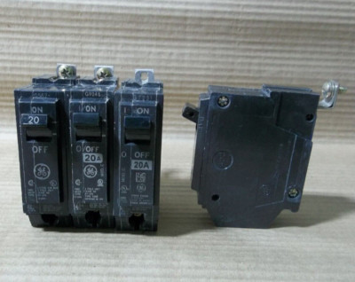 LOT OF 4 NEW GE THQB THQB1120 1 Pole 20 Amp 120/240V Silk Circuit Breaker