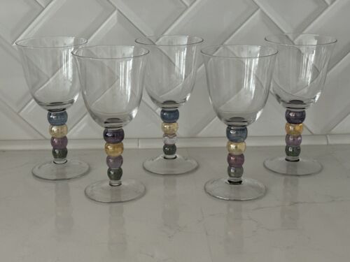 Set of X5~Pottery Barn Wine Glasses ~Multi Colored Bubble Stems~7 1/4"~MINT - Afbeelding 1 van 3