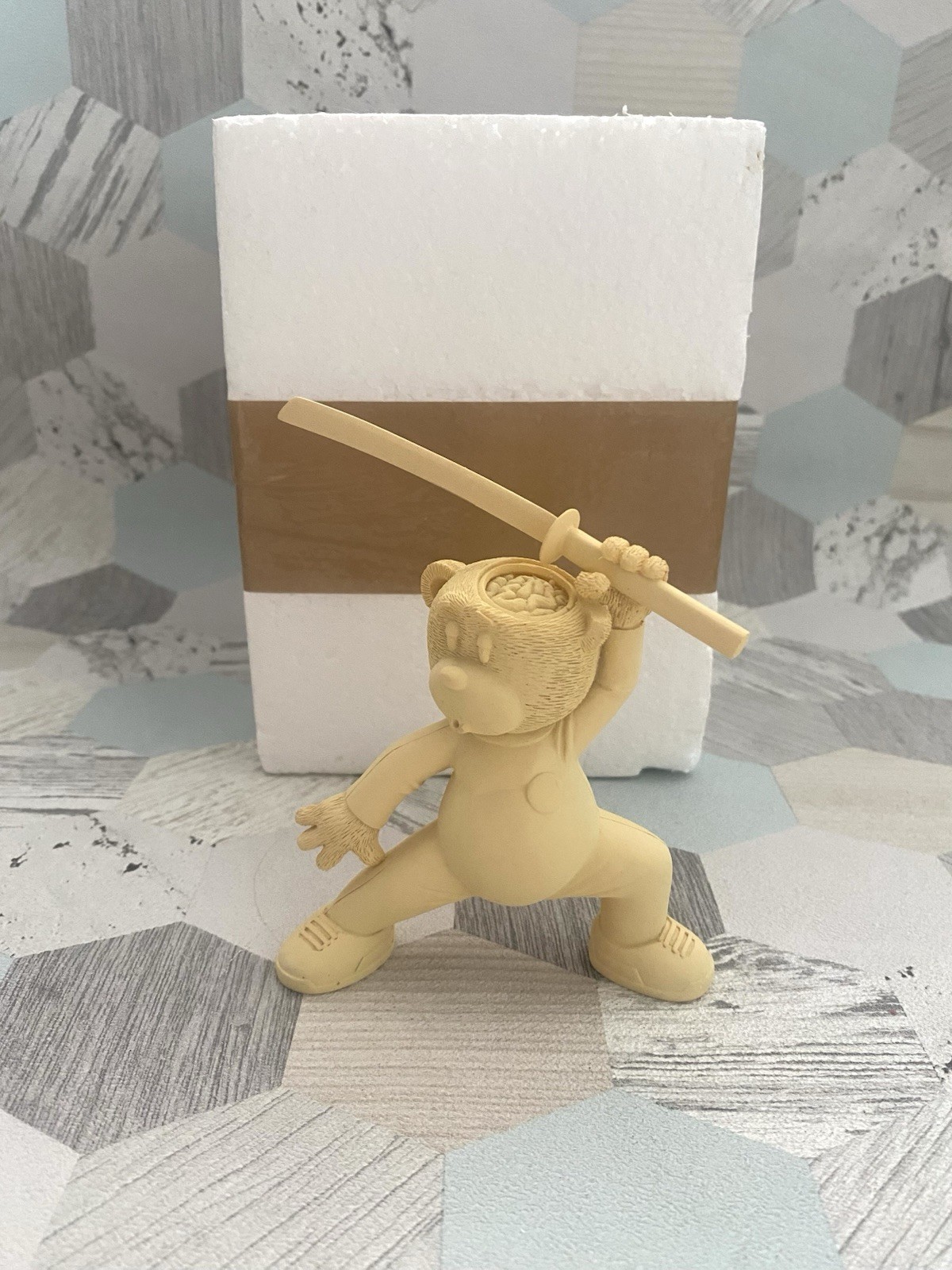 Bad Taste Bears Paint Your Own 10cm Kill Bill Figurine - Boxed 2007 -