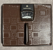 Vintage Health O Meter Doctor Scale 300 lb Analog Dial Brown 1970s-80s