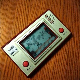 GAME & WATCH CHEF, one unit only, with scratches and dirt, no batteries,