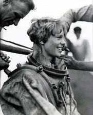 AMELIA EARHART DEEP SEA DIVING BLOCK ISLAND RHODE ISLAND PHOTOGRAPH PHOTO PRINT