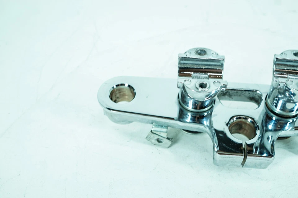 14 Harley Heritage Softail Classic OEM Front Fork Upper Triple Tree Clamps 1381 - Image 4 of 4