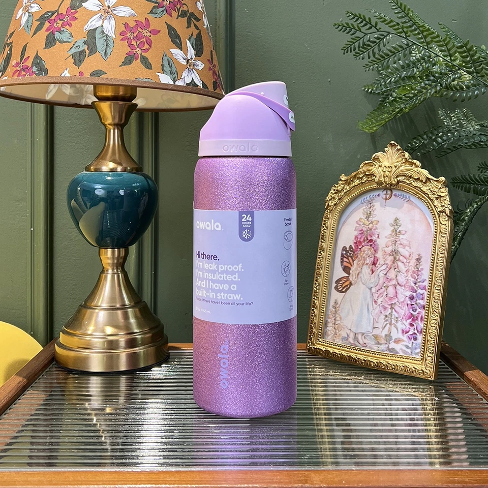 Owala 32oz Goodluck Urban Outfitters exclusivo. Foto 2 de 4