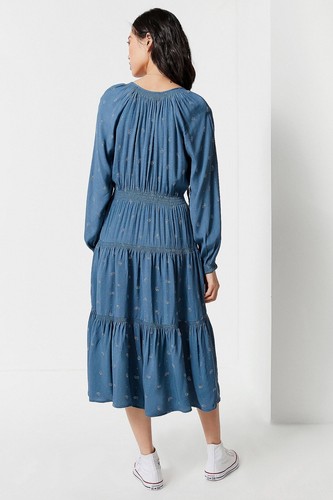 Urban Outfitters Women’s Dress Reese Midi Blue Paisley Tiered Long Sleeve Small - Picture 2 of 9