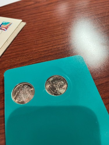 Quarter 2000 Massachusetts P & D State 1st Day of Issue & Mintage in Cellophane - Picture 4 of 5