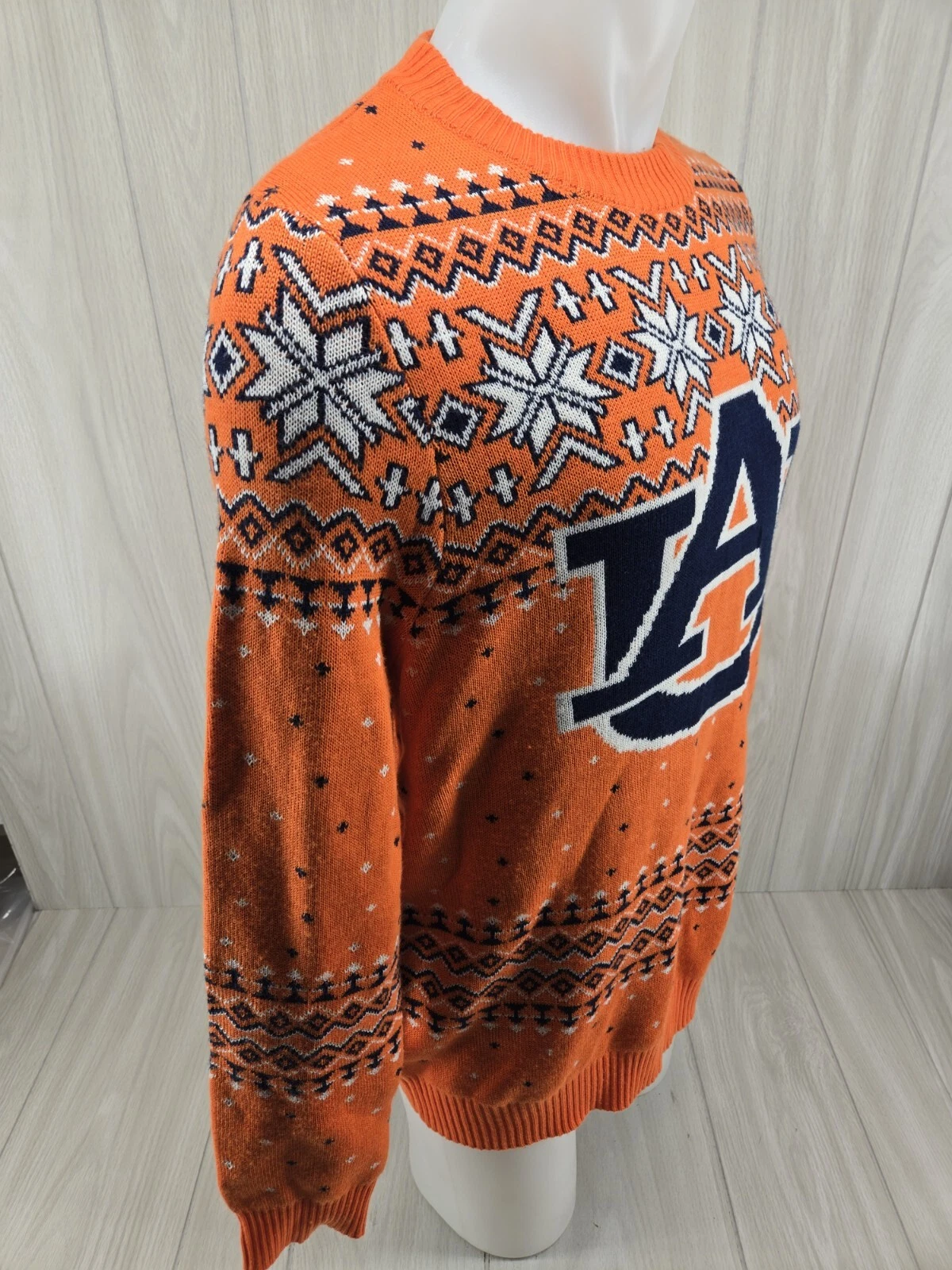Auburn Tigers UA Christmas Holiday Sweater Size Large Campus Specialties