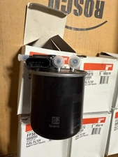 FF5870 Fleetguard Fuel Filter Mercedes-Benz New in Box