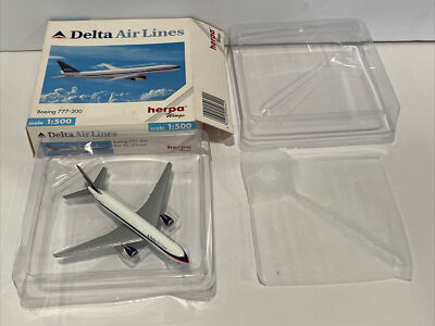 1:500 Herpa Delta Airlines Boeing 777-200 Jet Die Toy Scale Model