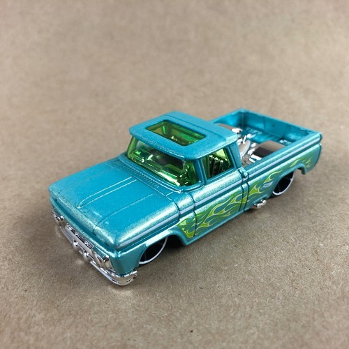 2025 Hot Wheels Custom 62 Chevy Blue Multipack Exclusive 1:64 Diecast Car lose - Bild 1 von 6