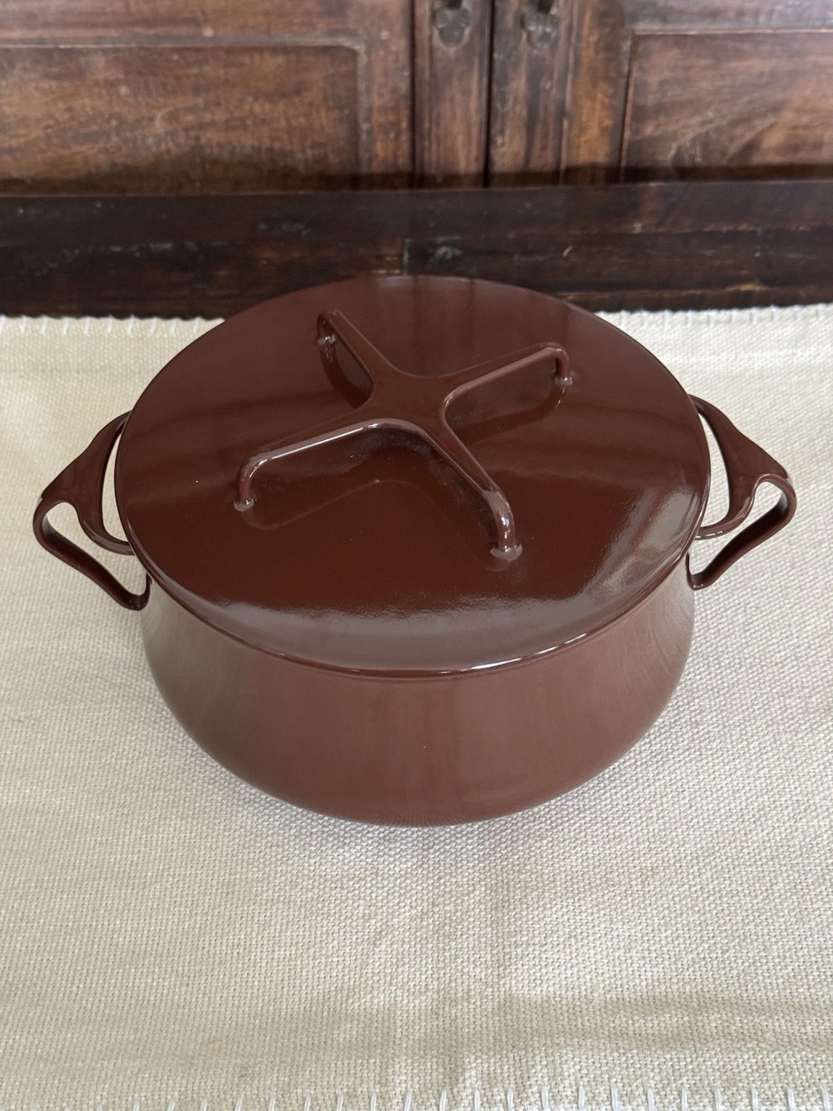 Dansk France IHQ Kobenstyle Chocolate Brown 2 Qt Enamel Dutch Oven Pot with Lid
Opens in a new windo