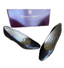 Etienne Aigner Stylish Pumps