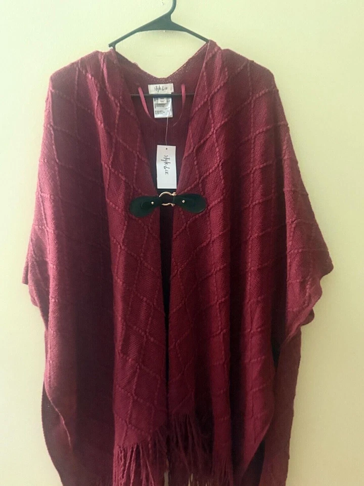 New Style & Co. Women's Fringe-Trim Toggle-Buckle Red Poncho Sweater ONE SIZE - Image 4 of 4