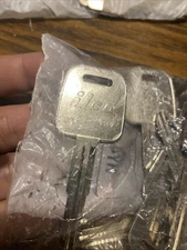 Hyundai HY4 / X187 Key Blank ILCO USA keys Locksmith Uncut 10 Pk