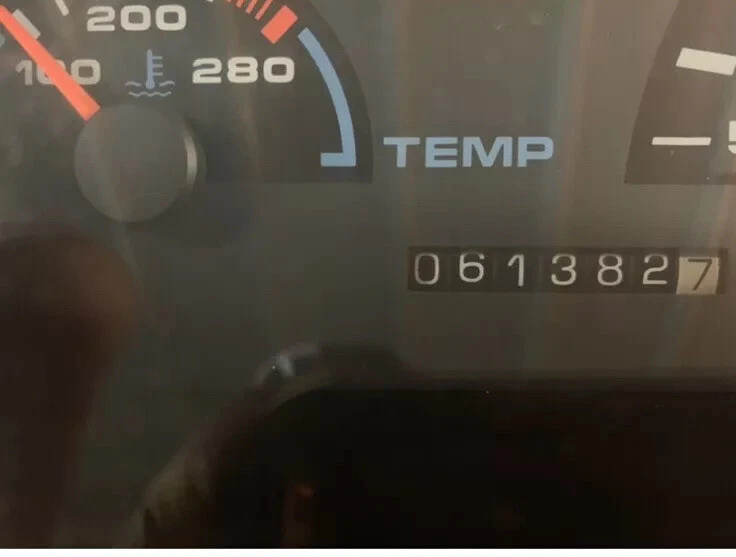 Velocímetro Oldsmobile Regency 98 GM Cluster 1991-1993 61.382 millas 16160423 Foto 4 de 4