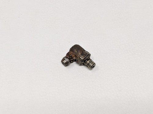 85 Honda TRX250 Fourtrax Front Steering Knuckle Kingpin Pin Grease Zerk Fitting - Picture 2 of 6