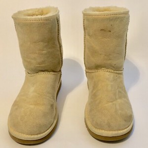 yellow mini uggs