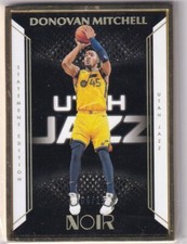 2019-20 Panini Noir NBA No. 204 Donovan Mitchell Gold Metal Frame 4/11