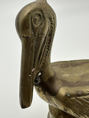 VINTAGE BRASS PELICAN - 5.5” TALL - PAPERWEIGHT BIRD FIGURINE - Picture 5 of 10