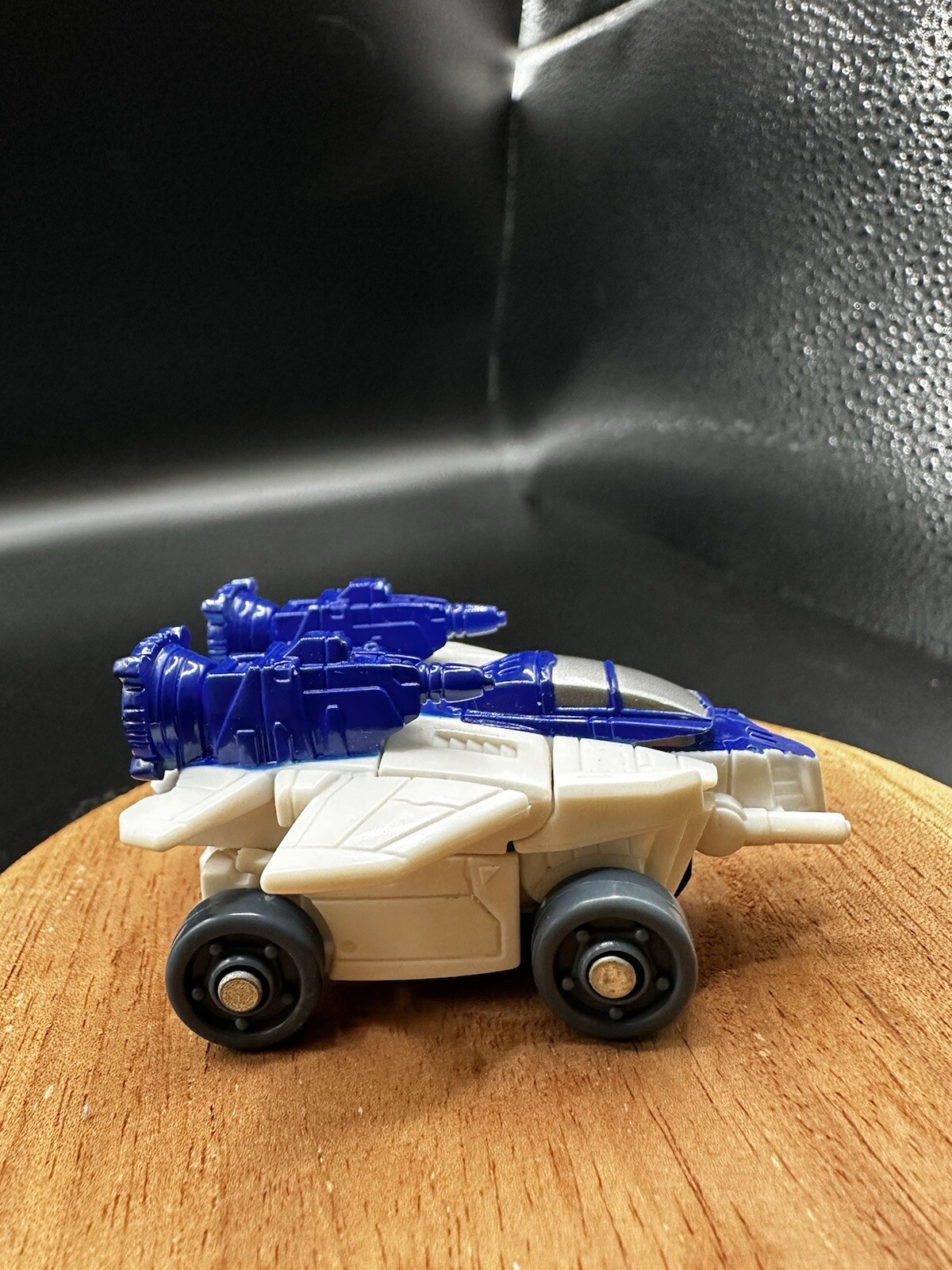 Picture 5 of 16